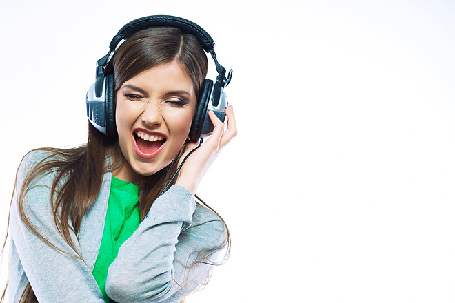 Скачаю с Любого сайта аудиодорожку в формате MP3 или в любых других