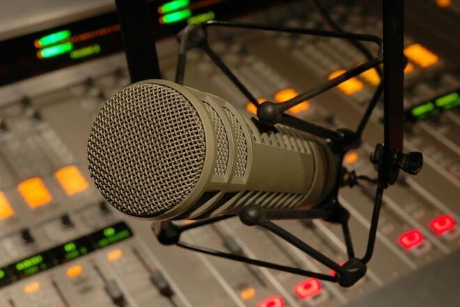 Озвучка книг женским голосом
