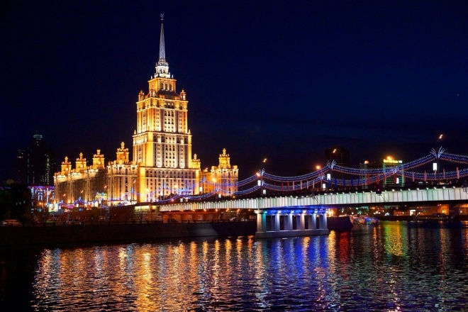 Рекламный пост со ссылкой в 4х группах про туризм в Москве
