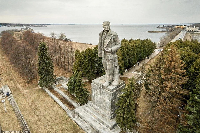 База компании Дубна