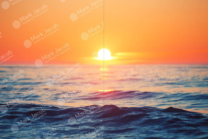 Уберу водяные знаки с фото