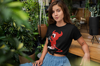 Готовый Mockup шаблон. Ваше лого на футболке